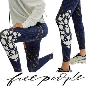 Free People Never Better Graphic Leggings❤️ NWOT size L